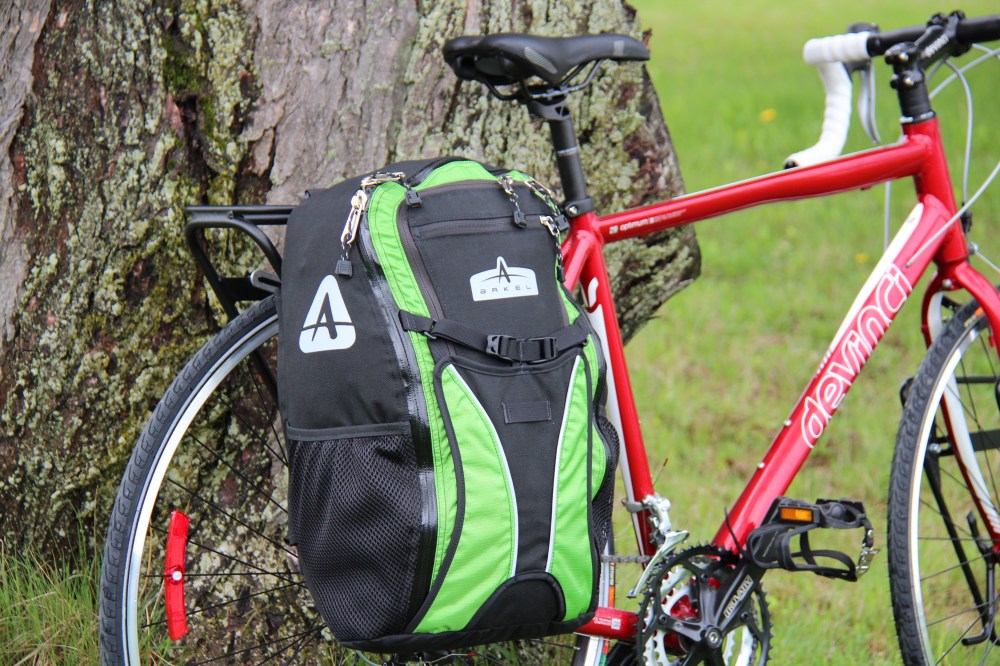 Arkel's Bug Pannier Backpack http://www.arkel-od.com/en/bug-cummuting-bag.html