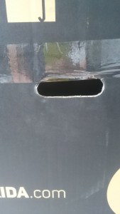 I'm paranoid of the handles breaking so I taped them up as well.